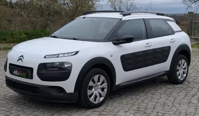 Citroën C4 Cactus 2015 - 8900 EUR, 186378 km - AUTO.MOTO.pt - 186378km - foto 2 de 24