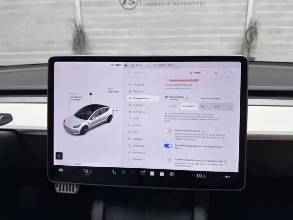 Tesla Model 3 2021 - 27950 EUR, 49088 km - AUTO.MOTO.pt - 49088km - foto 13 de 59