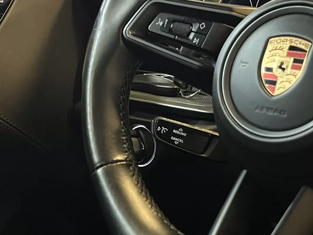 Porsche 992 2019 - 139990 EUR, 90000 km - AUTO.MOTO.pt - 90000km - foto 34 de 56