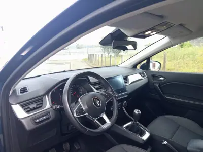 Renault Captur 2022 - 13990 EUR, 134500 km - AUTO.MOTO.pt - 134500km - foto 12 de 16