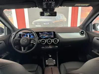 Mercedes-Benz GLA 180 2022 - 35990 EUR, 98845 km - AUTO.MOTO.pt - 98845km - foto 22 de 22