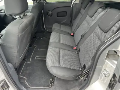 Mercedes-Benz Citan 2014 - 10990 EUR, 239000 km - 239000km - foto 14 de 17