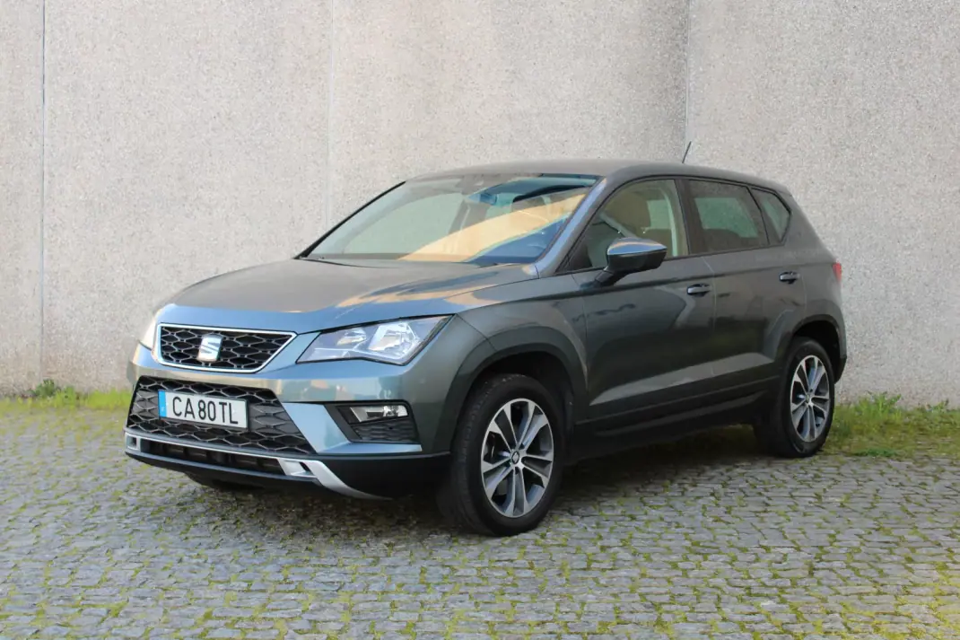 SEAT Ateca 2017 - 14990 EUR, 160000 km - AUTO.MOTO.pt - 160000km - foto 4 de 31
