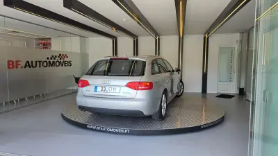 Audi A4 Avant 2010 - 9500 EUR, 253856 km - AUTO.MOTO.pt - 253856km - foto 18 de 52