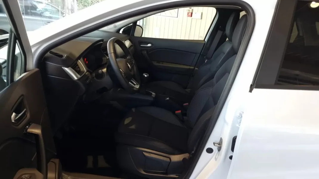 Mitsubishi ASX 2023 - 20990 EUR, 3045 km - AUTO.MOTO.pt - 3045km - foto 16 de 33