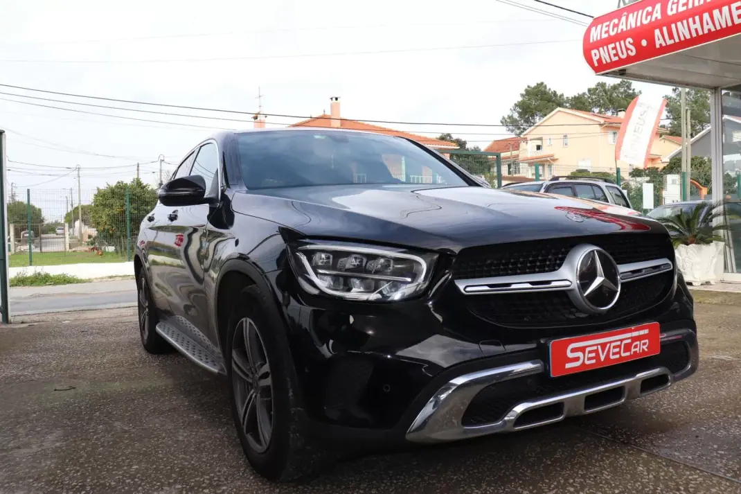 Mercedes-Benz 200 2020 - 54990 EUR, 120000 km - AUTO.MOTO.pt - 120000km - foto 1 de 20