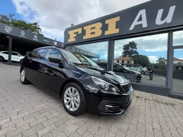 Peugeot 308 SW 2020 - 14900 EUR, 76690 km - AUTO.MOTO.pt - 76690km - foto 6 de 12