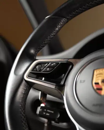 Porsche Macan 2017 - 47950 EUR, 116000 km - AUTO.MOTO.pt - 116000km - foto 25 de 34