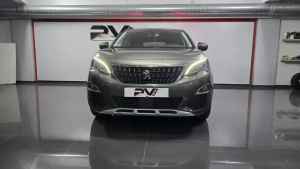 Peugeot 3008 2017 - 14990 EUR, 91000 km - AUTO.MOTO.pt - 91000km - foto 31 de 48
