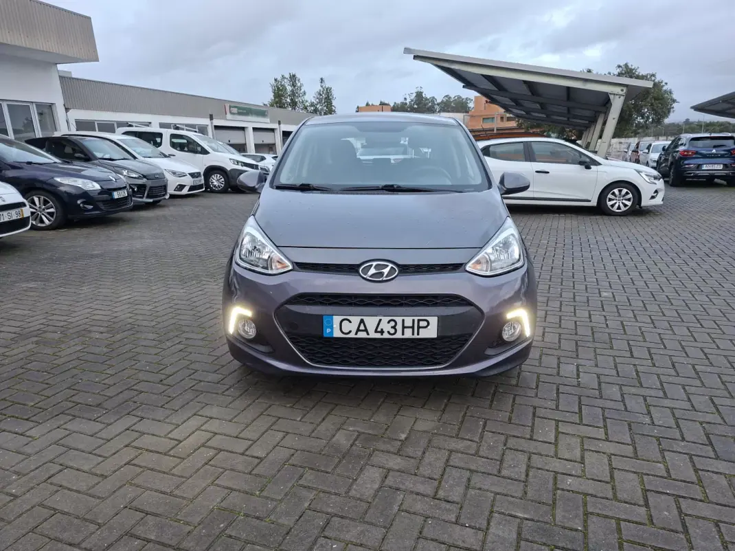 Hyundai i10 2016 - 8750 EUR, 92642 km - AUTO.MOTO.pt - 92642km - foto 3 de 24