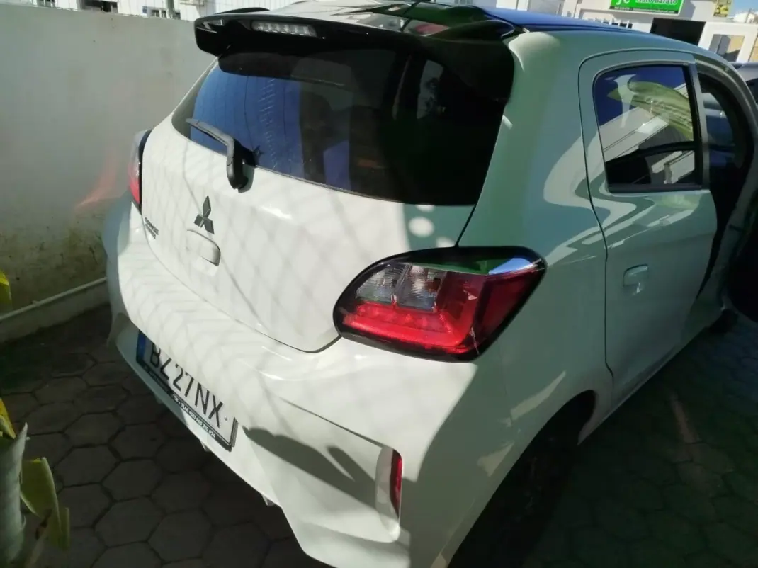 Mitsubishi Space Star 2021 - 15900 EUR, 25280 km - AUTO.MOTO.pt - 25280km - foto 3 de 11