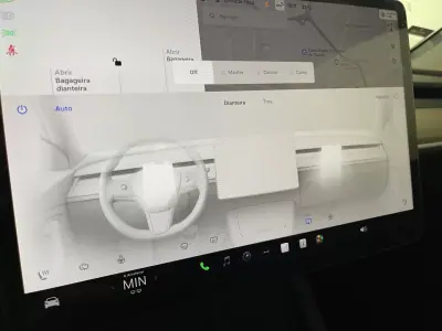 Tesla Model Y 2024 - 38500 EUR, 68000 km - AUTO.MOTO.pt - 68000km - foto 25 de 43