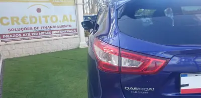 Nissan Qashqai 2015 - 14950 EUR, 104000 km - AUTO.MOTO.pt - 104000km - foto 6 de 13