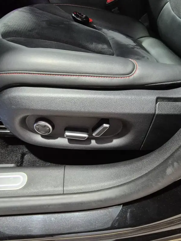 Smart 1 2023 - 38000 EUR, 57000 km - AUTO.MOTO.pt - 57000km - foto 19 de 42