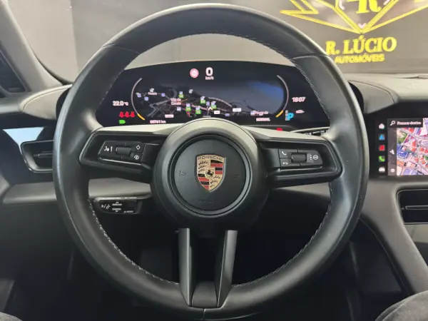 Porsche Taycan 2021 - 67000 EUR, 60000 km - AUTO.MOTO.pt - 60000km - foto 29 de 30