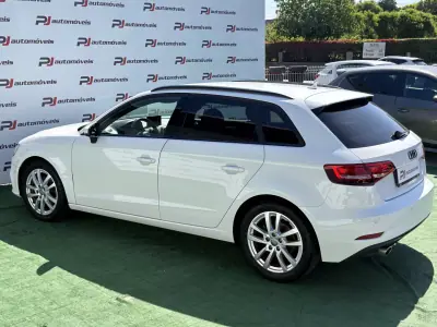 Audi A3 Sportback 2018 - 18500 EUR, 135000 km - AUTO.MOTO.pt - 135000km - foto 10 de 23