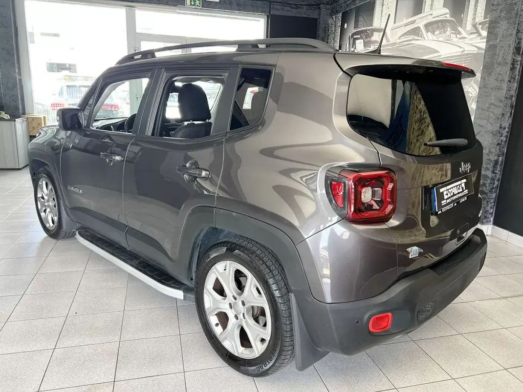 Jeep Renegade 2020 - 14800 EUR, 108465 km - AUTO.MOTO.pt - 108465km - foto 3 de 22