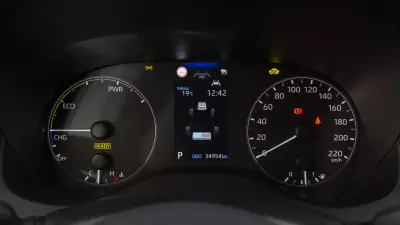 Toyota Yaris 2024 - 22350 EUR, 35000 km - AUTO.MOTO.pt - 35000km - foto 22 de 31