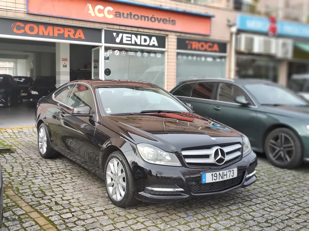 Mercedes-Benz C 220 2012 - 14900 EUR, 222999 km - AUTO.MOTO.pt - 222999km - foto 1 de 15