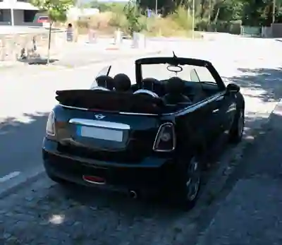 MINI Cooper 2009 - 8999 EUR, 190000 km - AUTO.MOTO.pt - 190000km - foto 5 de 12