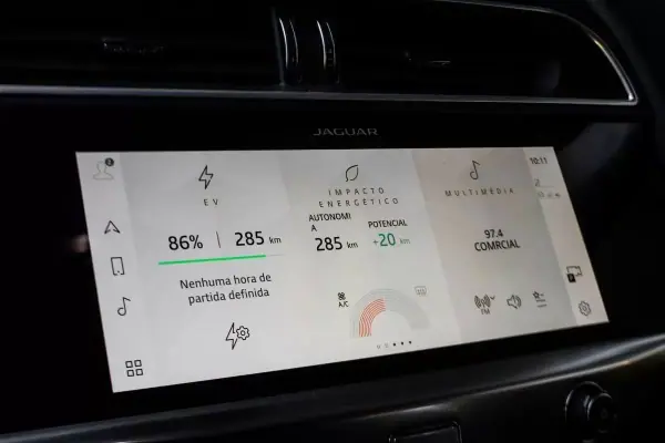 Jaguar I-Pace 2021 - 28750 EUR, 135489 km - AUTO.MOTO.pt - 135489km - foto 42 de 43