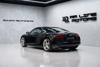 Audi R8 Coupé 2007 - 74950 EUR, 65000 km - AUTO.MOTO.pt - 65000km - foto 9 de 35