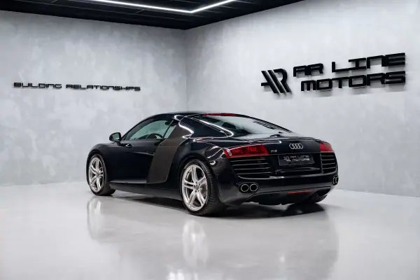 Audi R8 Coupé 2007 - 72950 EUR, 65000 km - AUTO.MOTO.pt - 65000km - foto 9 de 35