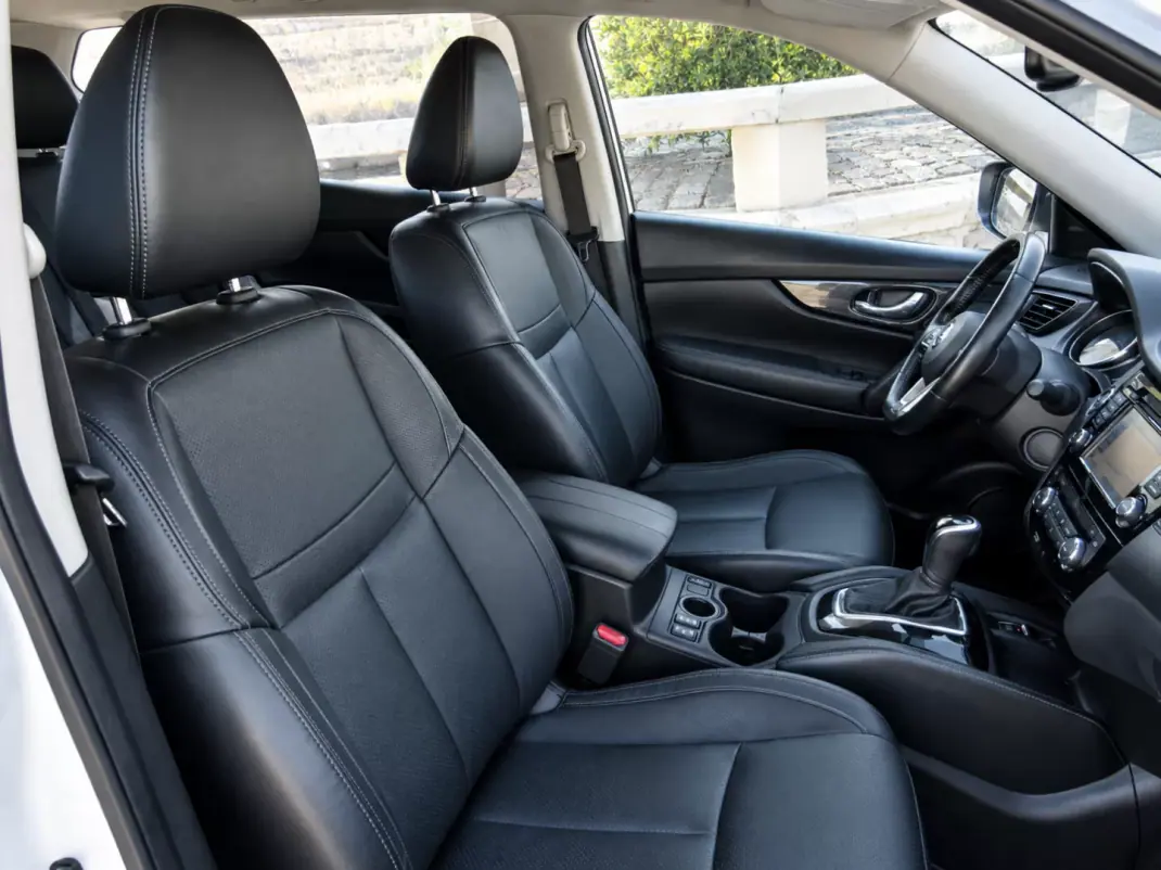 Nissan X-Trail 2017 - 18990 EUR, 179000 km - 179000km - foto 34 de 54