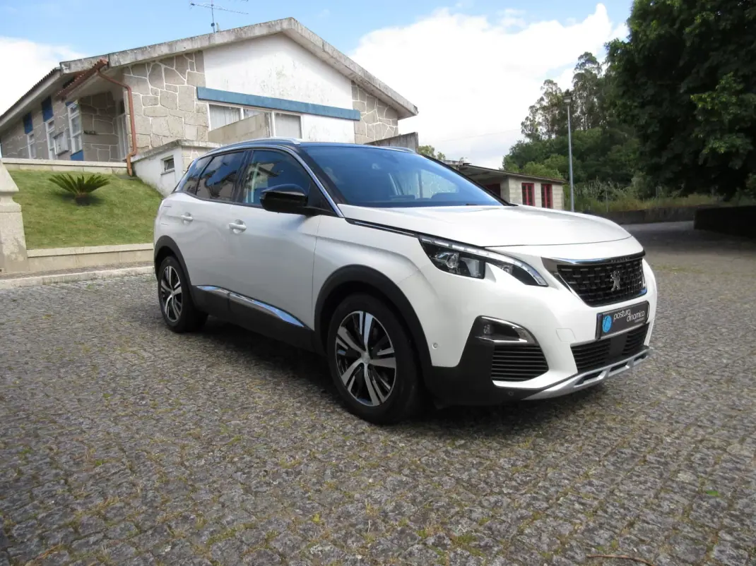 Peugeot 3008 2017 - 18990 EUR, 159000 km - AUTO.MOTO.pt - 159000km - foto 11 de 38