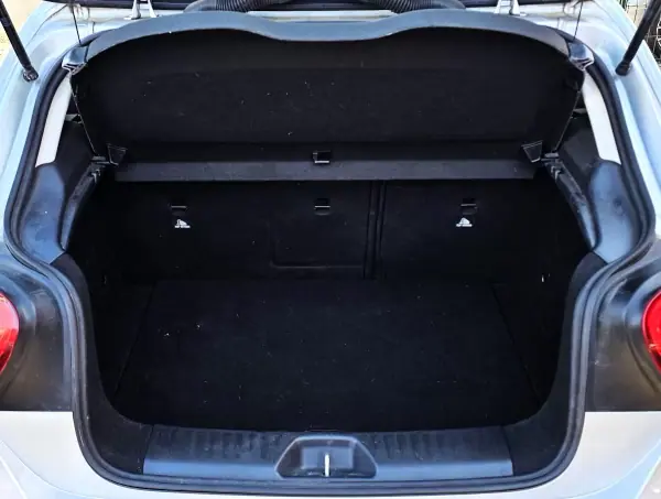 Mercedes-Benz A 180 2018 - 18500 EUR, 130000 km - AUTO.MOTO.pt - 130000km - foto 20 de 25