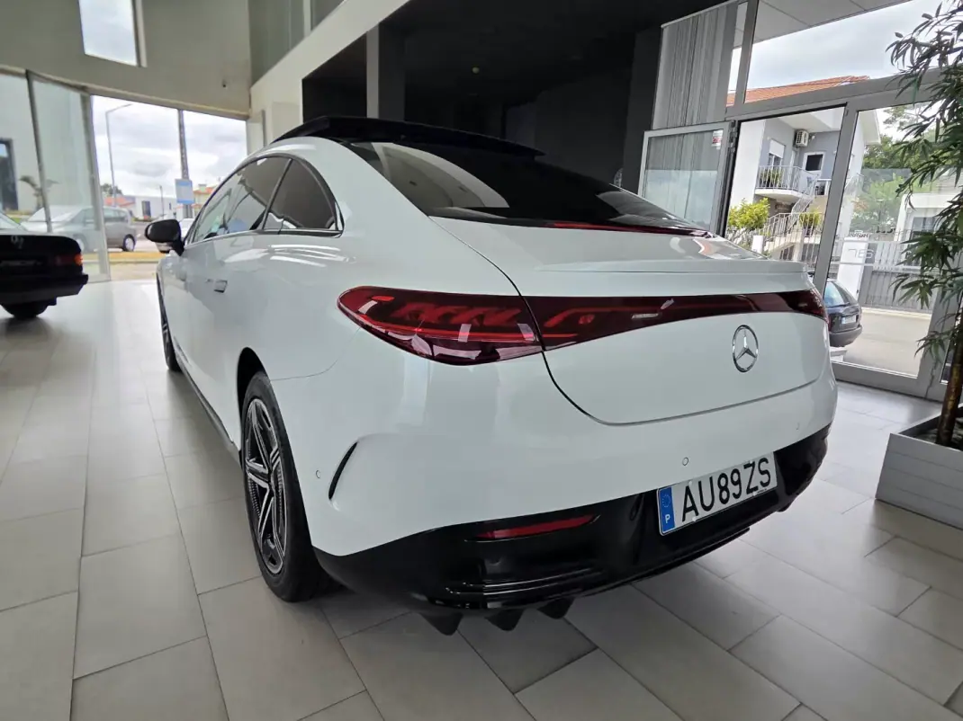 Mercedes-Benz EQE 2022 - 43990 EUR, 74700 km - 74700km - foto 4 de 36