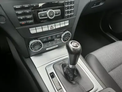 Mercedes-Benz C 220 2011 - 8950 EUR, 430000 km - AUTO.MOTO.pt - 430000km - foto 29 de 52