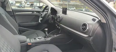 Audi A3 Limousine 2014 - 12190 EUR, 266000 km - AUTO.MOTO.pt - 266000km - foto 13 de 19