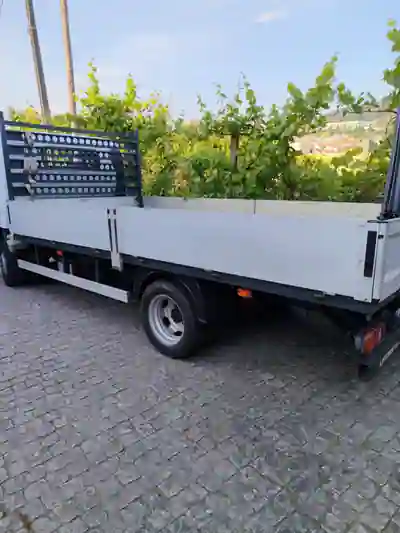 Mitsubishi Canter 3.0 Di-D Tribasculante 2009 - 23000 EUR, 88500 km - AUTO.MOTO.pt - 88500km - foto 12 de 12
