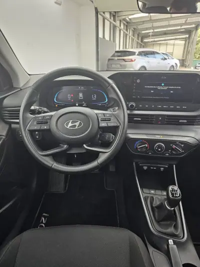 Hyundai i20 2026 - 20350 EUR, 1812 km - AUTO.MOTO.pt - 1812km - foto 32 de 37