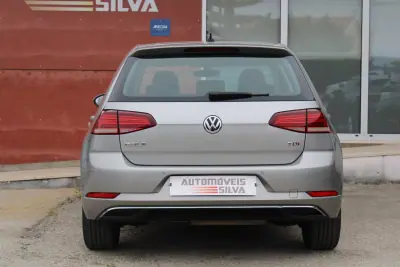 Volkswagen Golf 2017 - 11490 EUR, 224000 km - AUTO.MOTO.pt - 224000km - foto 11 de 29