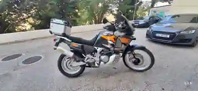 Honda XRV750 1997 - 5000 EUR, 100000 km - foto 1 de 7