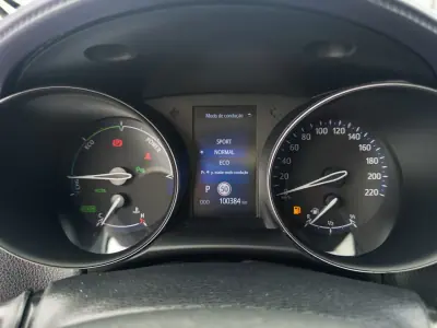 Toyota C-HR 2018 - 21990 EUR, 100000 km - AUTO.MOTO.pt - 100000km - foto 30 de 45