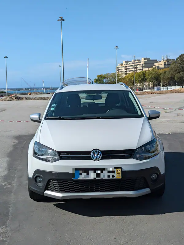 Volkswagen CrossPolo 2015 — foto 2 de 15