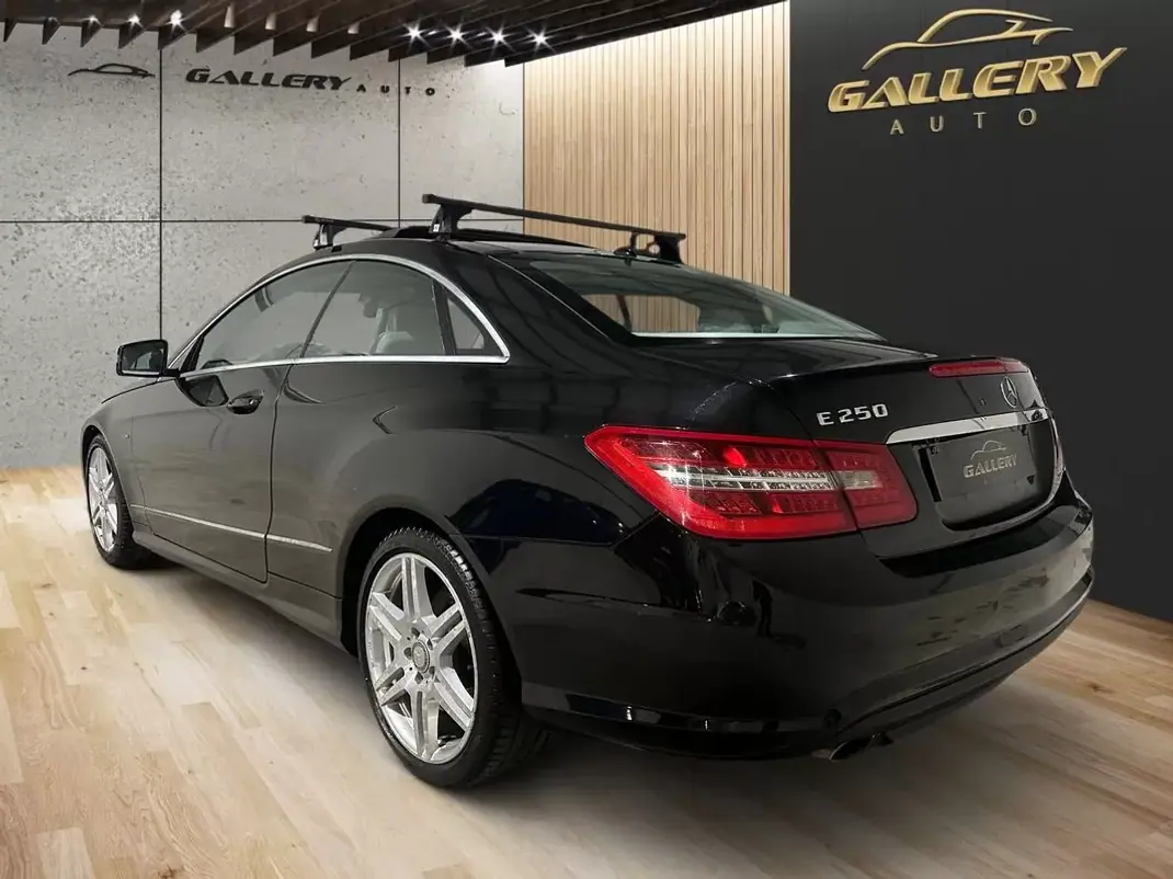 Mercedes-Benz E 250 2011 - 13800 EUR, 336000 km - AUTO.MOTO.pt - 336000km - foto 4 de 19