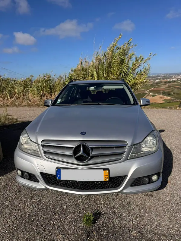 Mercedes-Benz C 200 2011 - 10500 EUR, 288000 km - 288000km - foto 3 de 15
