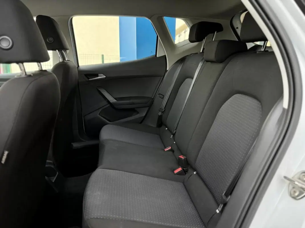 SEAT Arona 2023 - 16950 EUR, 36000 km - AUTO.MOTO.pt - 36000km - foto 13 de 25
