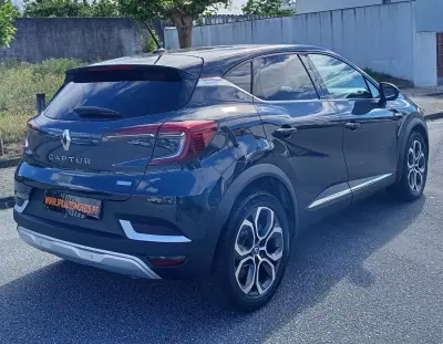 Renault Captur 2021 - 17990 EUR, 103270 km - AUTO.MOTO.pt - 103270km - foto 5 de 18