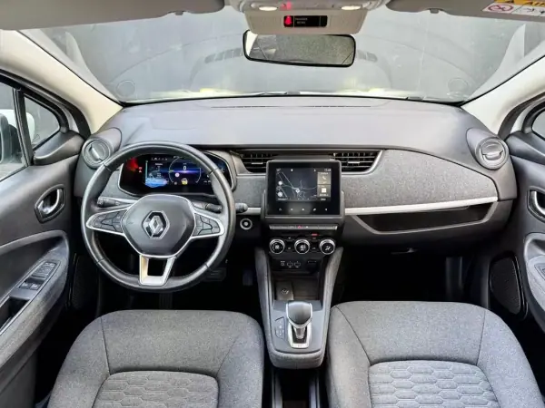 Renault Zoe 2021 - 16900 EUR, 23000 km - AUTO.MOTO.pt - 23000km - foto 12 de 15