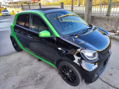 Smart ForFour 2017 - 13500 EUR, 44000 km - AUTO.MOTO.pt - 44000km - foto 13 de 46