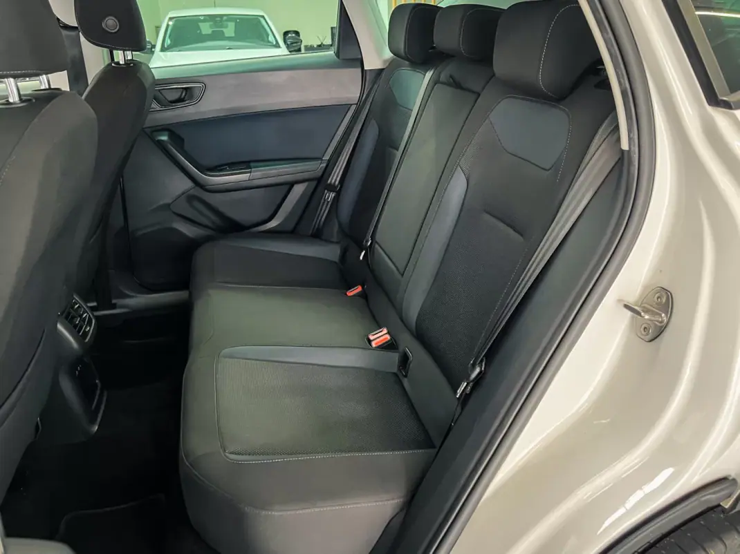 SEAT Ateca 2020 - 14900 EUR, 110000 km - 110000km - foto 10 de 19