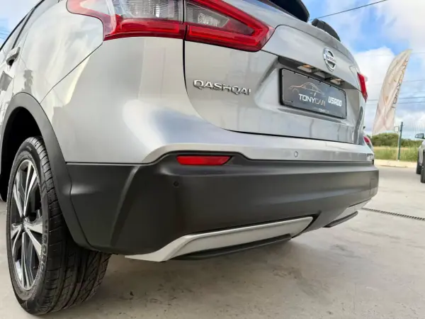 Nissan Qashqai 2018 - 18990 EUR, 111000 km - AUTO.MOTO.pt - 111000km - foto 31 de 39