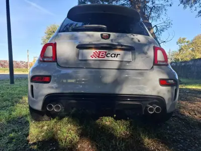 Abarth 695 2023 - 29990 EUR, 6300 km - AUTO.MOTO.pt - 6300km - foto 10 de 46