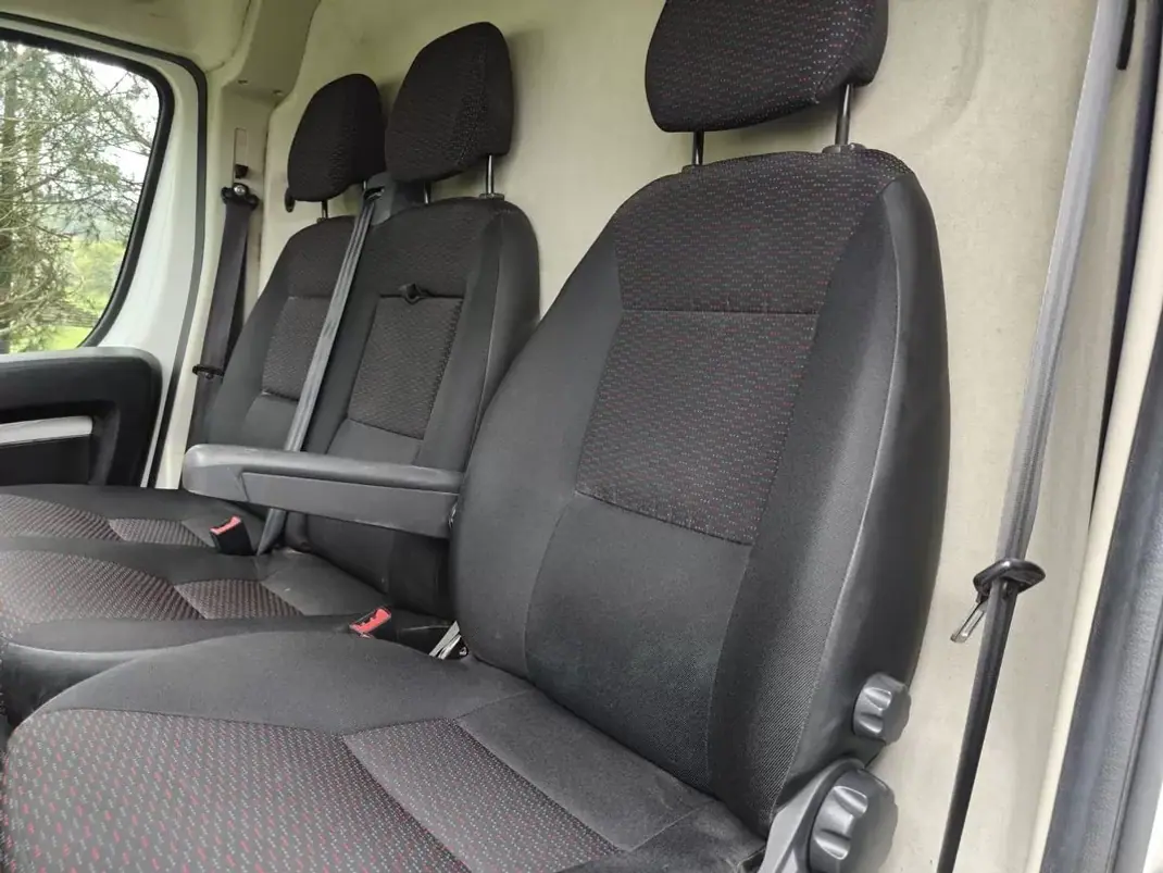 Citroën JUMPER 2.0 Blue Hdi L 2 H 2 2020 - 21490 EUR, 89300 km - AUTO.MOTO.pt - 89300km - foto 21 de 31