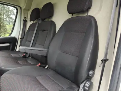 Citroën JUMPER 2.0 Blue Hdi L 2 H 2 2020 - 21490 EUR, 89300 km - AUTO.MOTO.pt - 89300km - foto 21 de 31